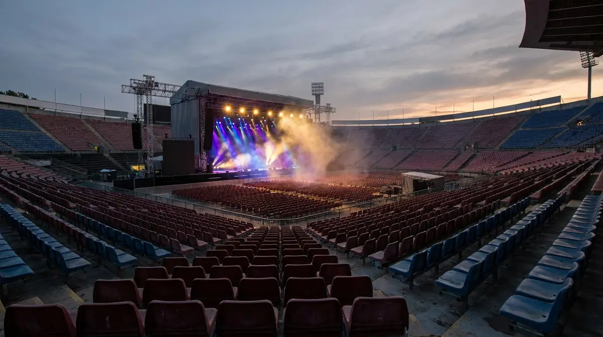 Dave Grohl steht beim AC/DC-Tourfinale auf der Bühne