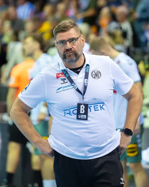 Minden zieht früh die Reißleine