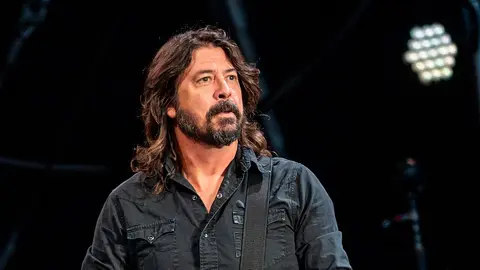 Dave Grohl steht beim AC/DC-Tourfinale auf der Bühne
