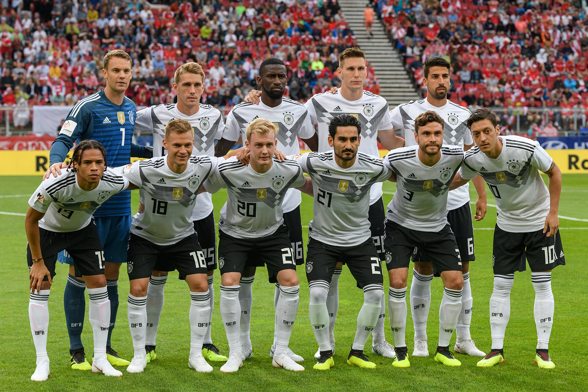 Neuer deutet Schalke-Abschied an
