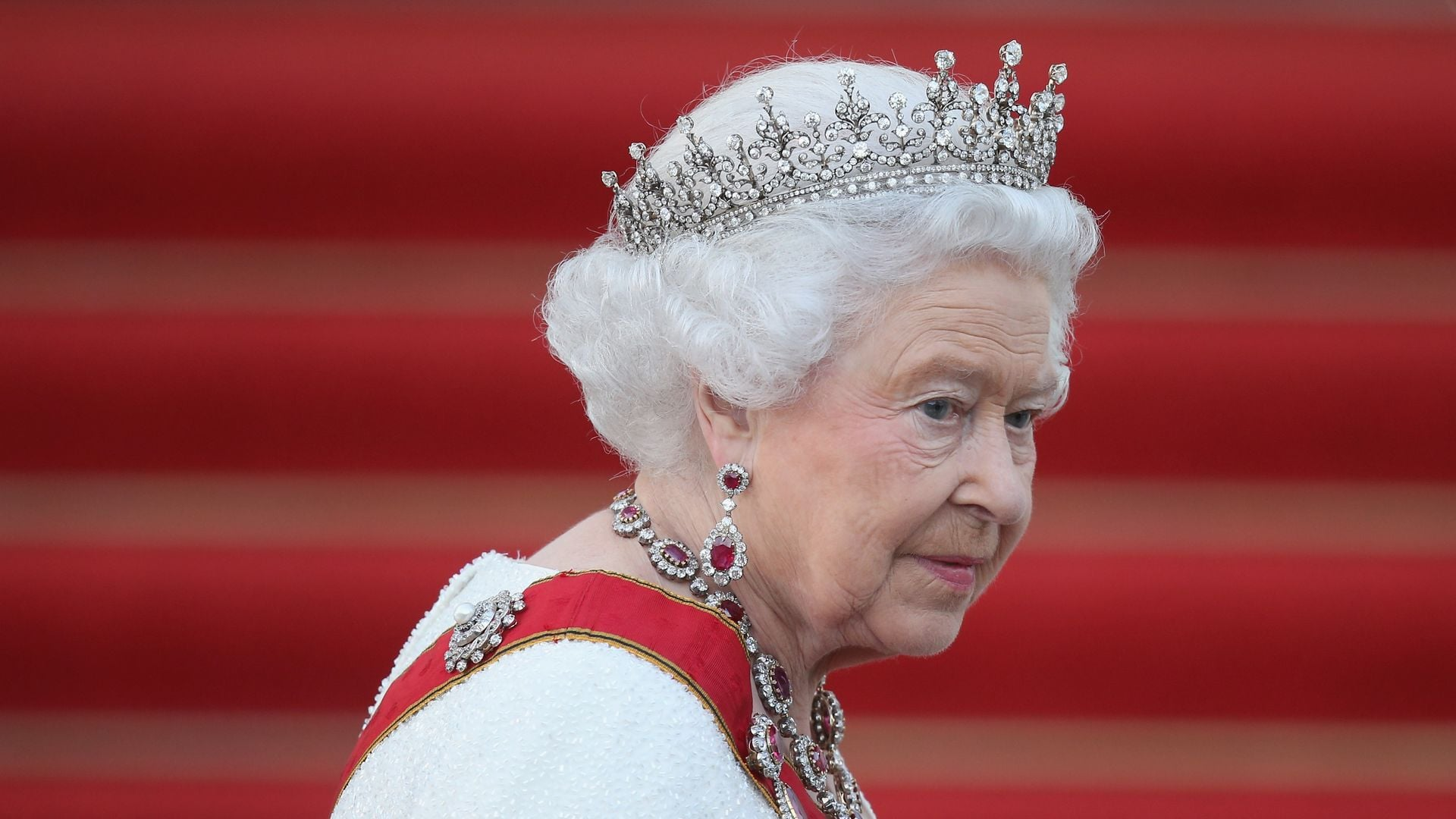 Neue Diana-Debatte um die Queen