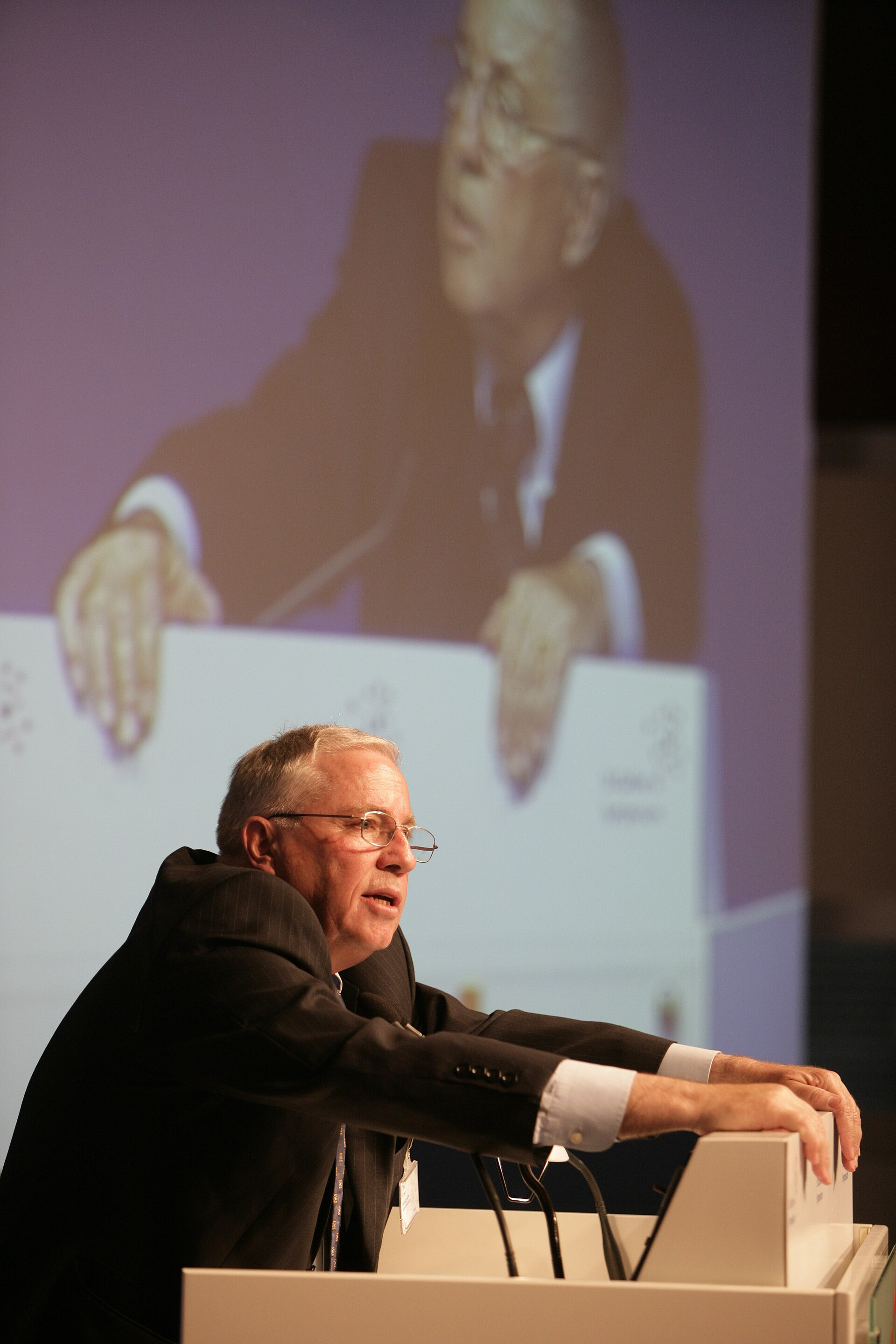 Schweiz sagt Nein zu Neutral-Kurs