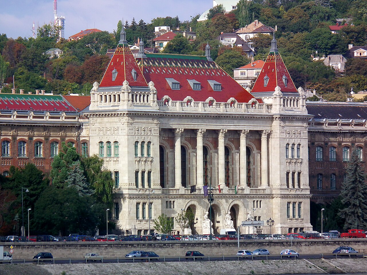 Erste Festnahmen in Budapest